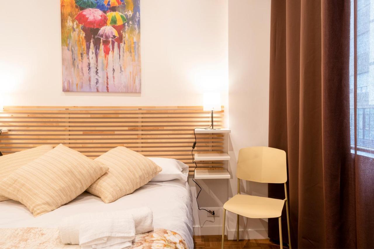 Appartement Casa Dei Fiori Colorful Apt Near The Station *